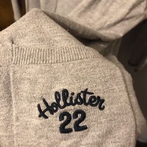 Hollister Cardigan